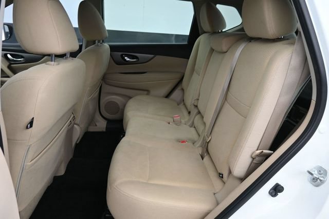 Used 2016 Nissan Rogue SV FWD image 30