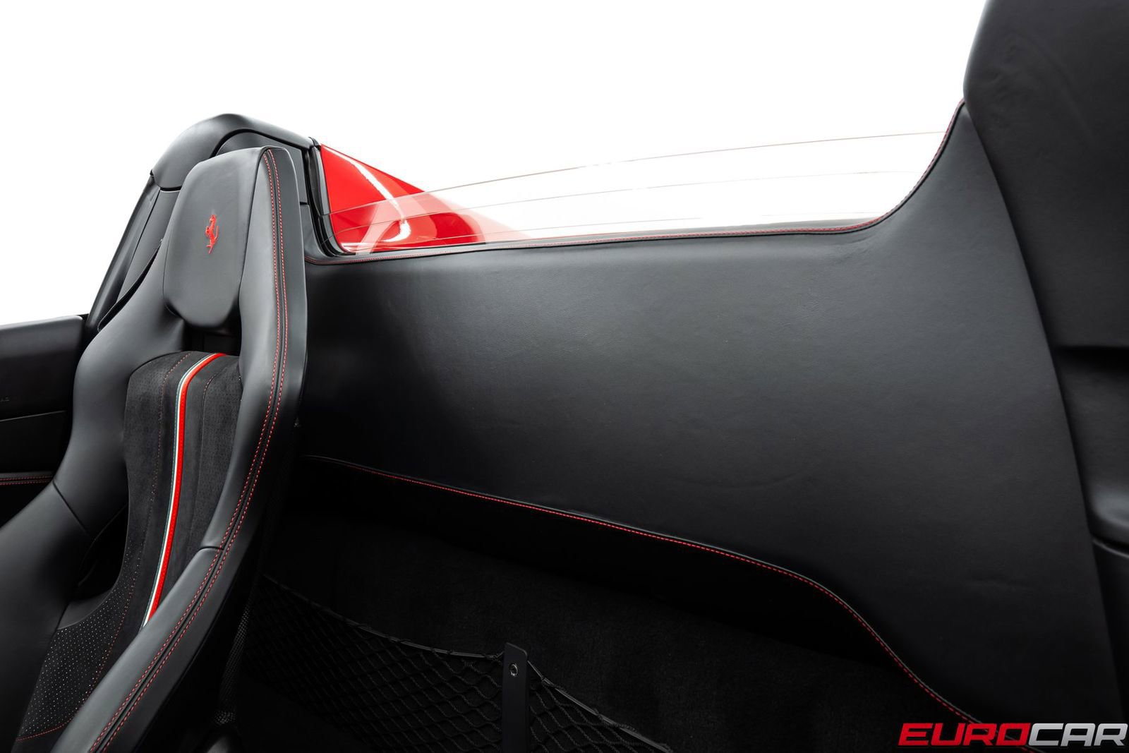 Used 2022 Ferrari F8 Tributo image 41