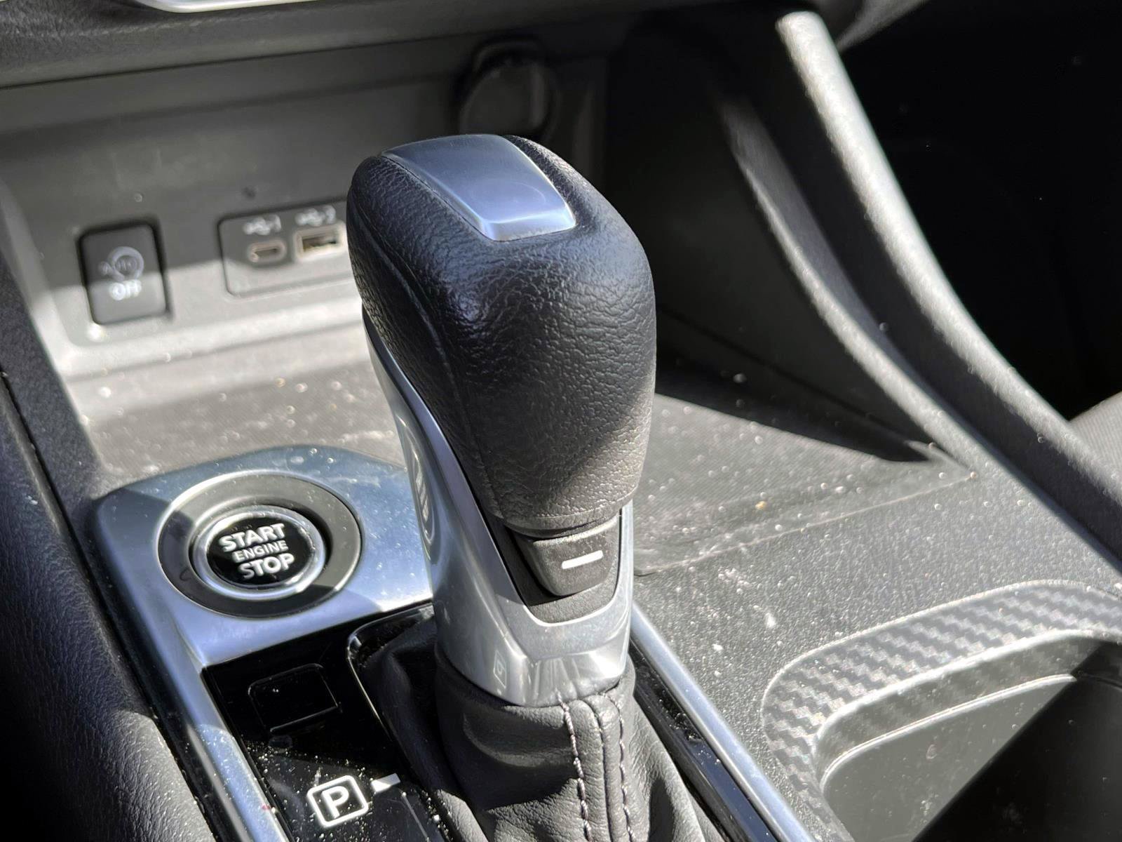 Used 2025 Nissan Sentra SV w/ All-Weather Package FWD image 28