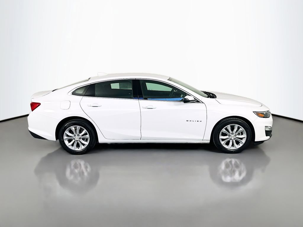 Used 2025 Chevrolet Malibu LT image 8