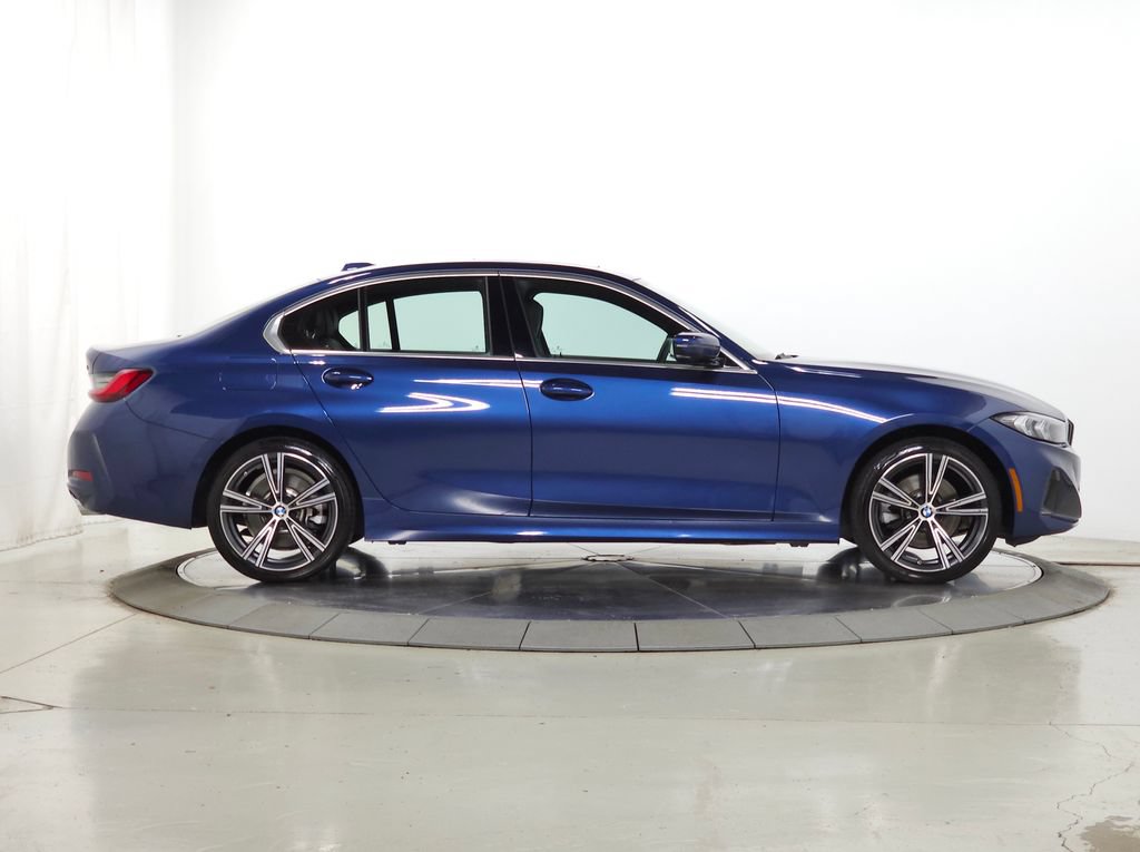 Used 2024 BMW 330i xDrive Sedan w/ Premium Package AWD/4WD image 11