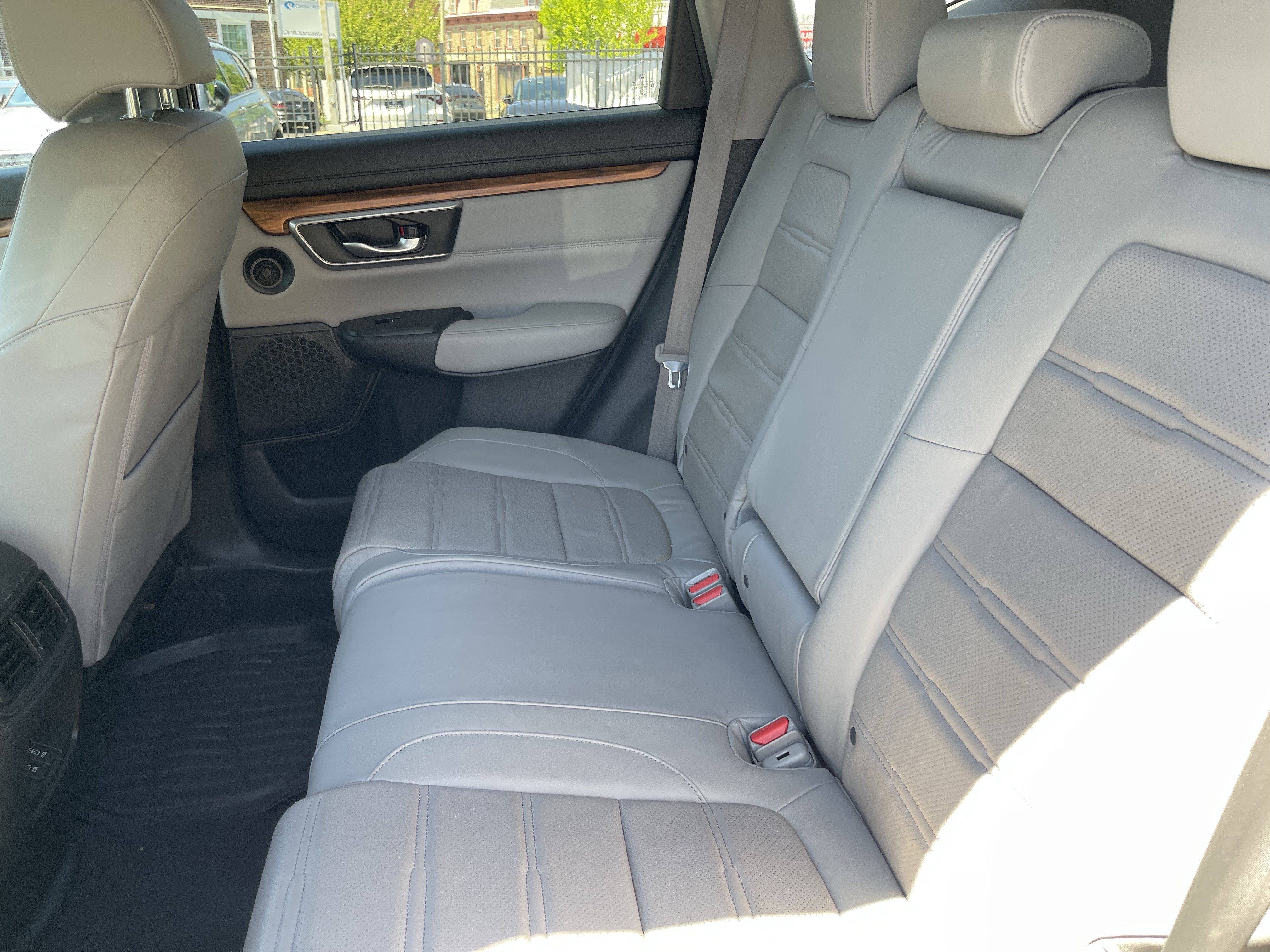 Used 2017 Honda CR-V EX-L image 9