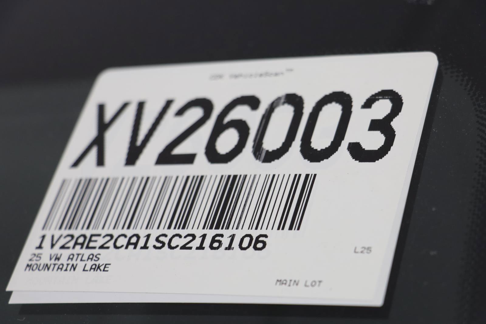 Used 2025 Volkswagen Atlas Cross Sport SEL R-Line image 24