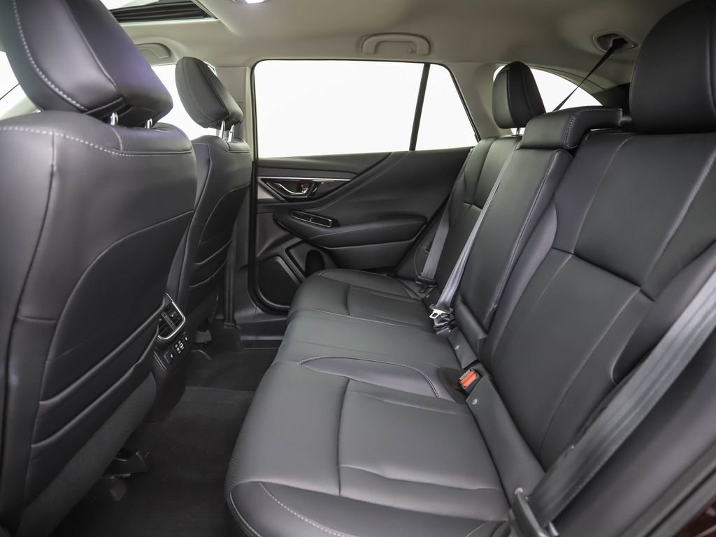 Used 2023 Subaru Outback Touring XT AWD/4WD image 19