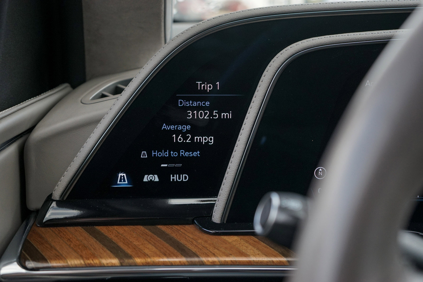 Used 2024 Cadillac Escalade ESV Sport Platinum image 12