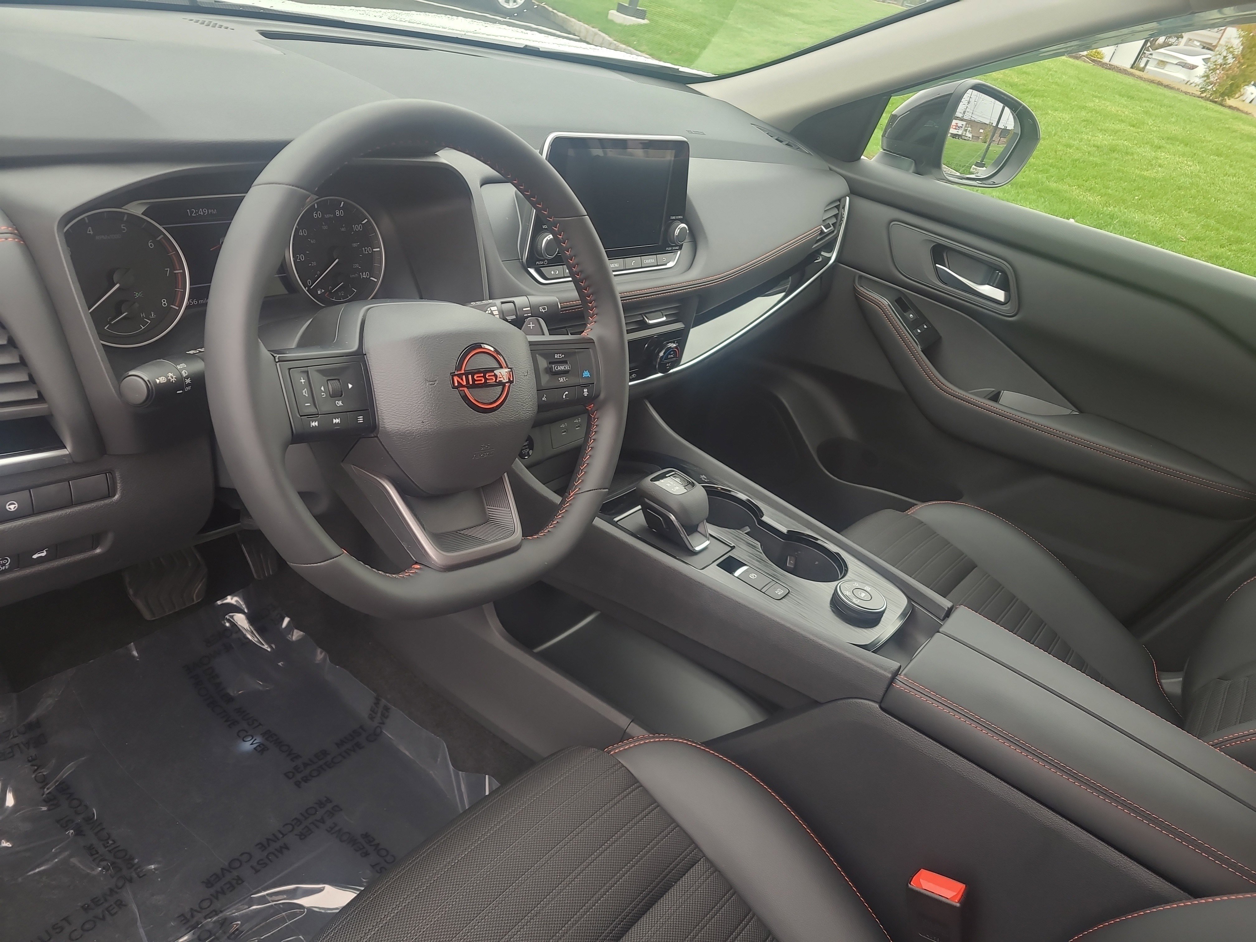 Used 2026 Nissan Rogue SV image 16