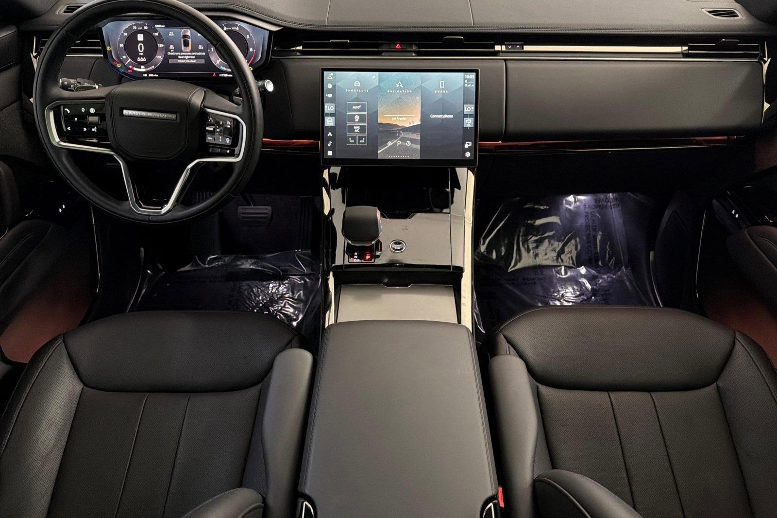 Used 2025 Land Rover Range Rover Sport SE image 15