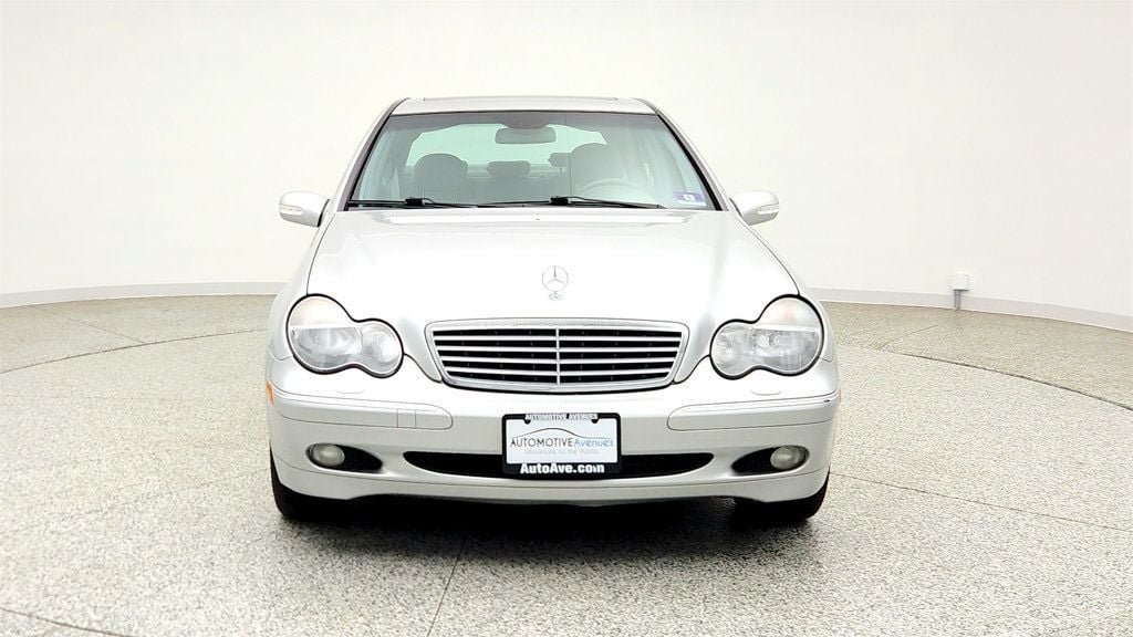 Used 2003 Mercedes-Benz C 240 Sedan image 2