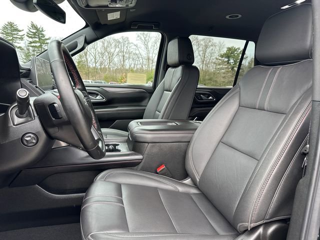 Used 2024 Chevrolet Tahoe RST w/ Luxury Package AWD/4WD image 38