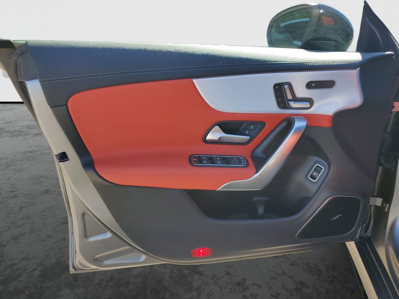 Used 2025 Mercedes-Benz CLA 35 AMG 4MATIC image 20