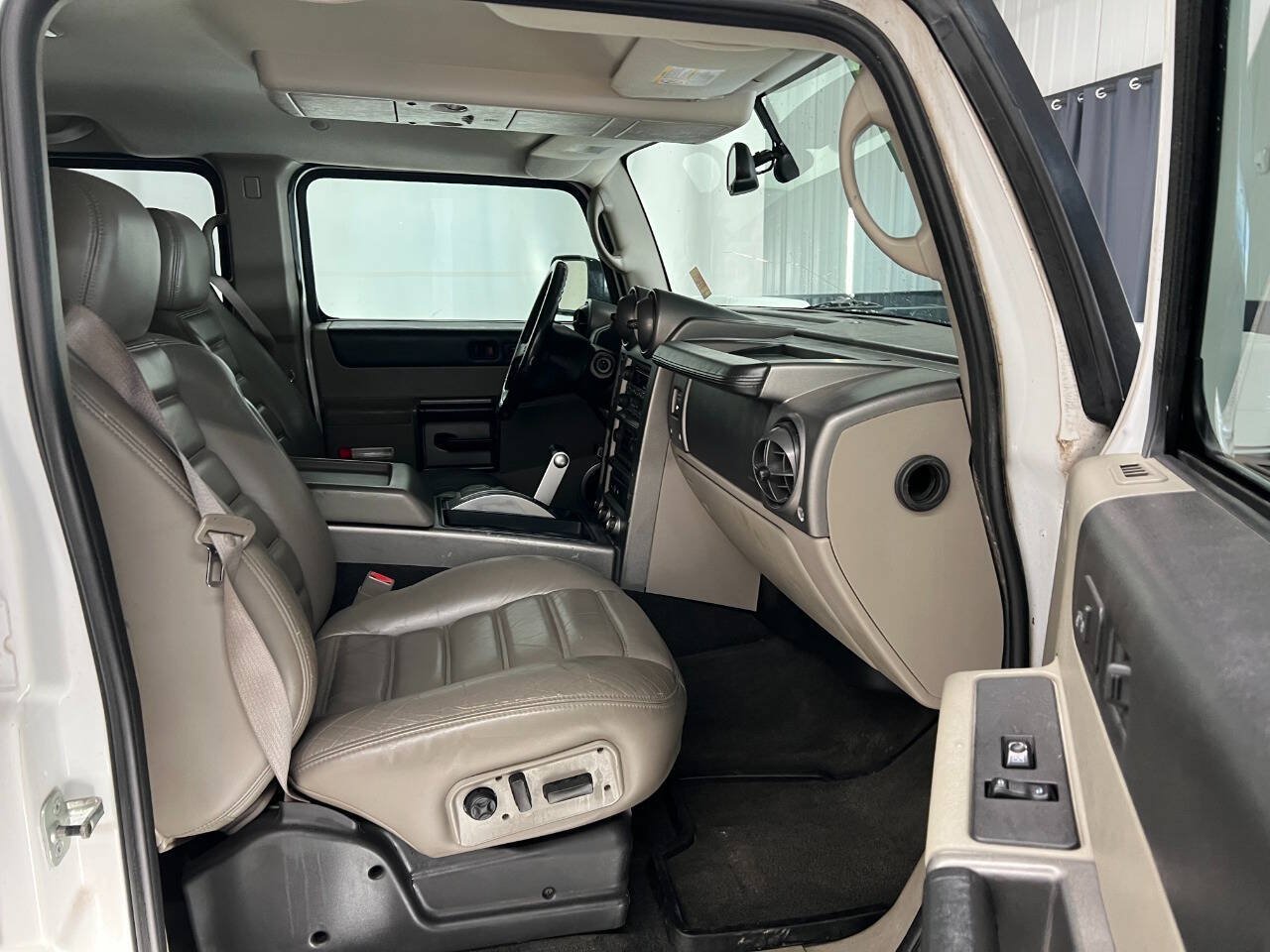 Used 2003 HUMMER H2 AWD/4WD image 11