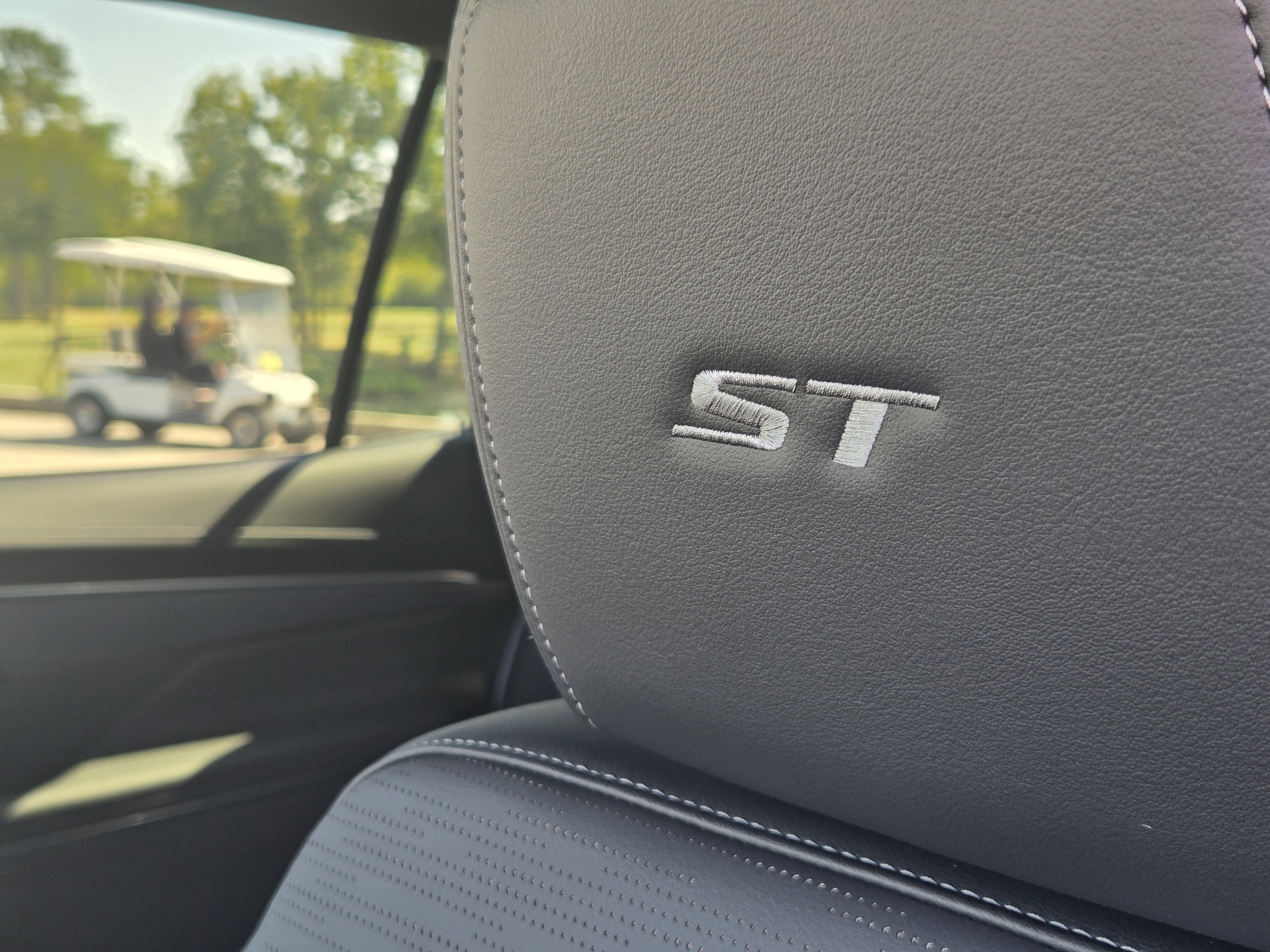 New 2026 Buick Enclave Sport Touring w/ Power Package image 18