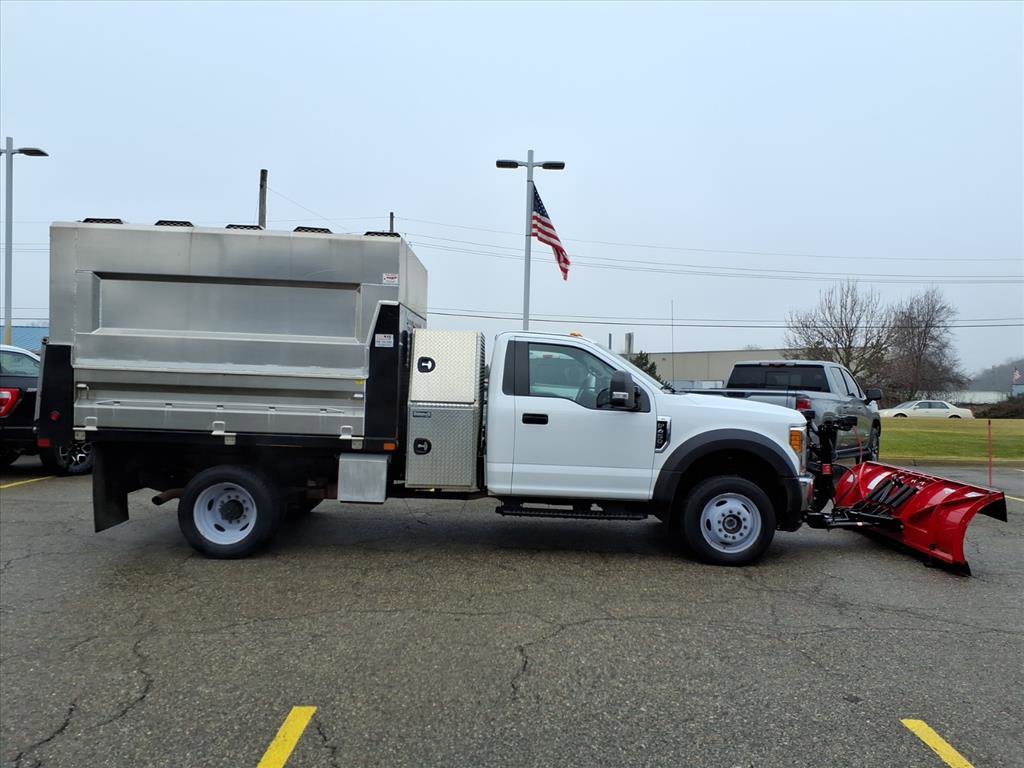 Used 2017 Ford F450 XL w/ Power Equipment Group image 9