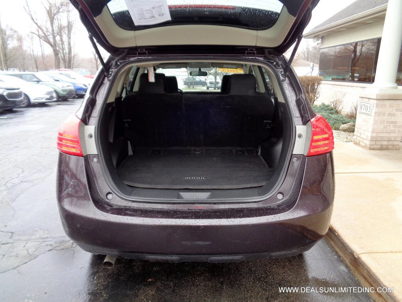 Used 2015 Nissan Rogue S w/ Convenience Package image 16