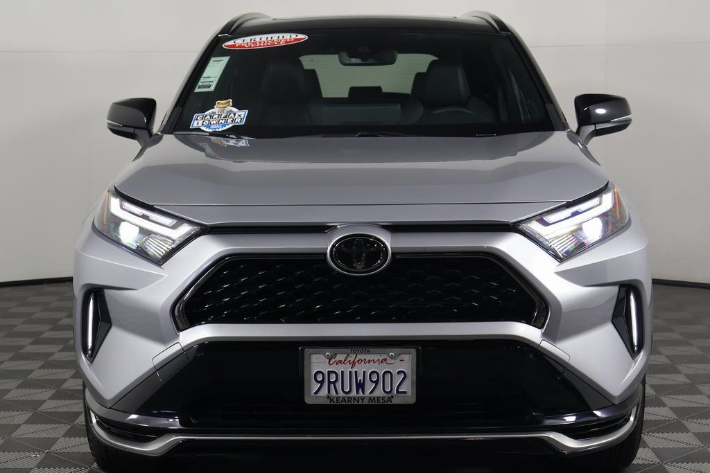 Used 2025 Toyota RAV4 XSE w/ Weather Package AWD/4WD image 2