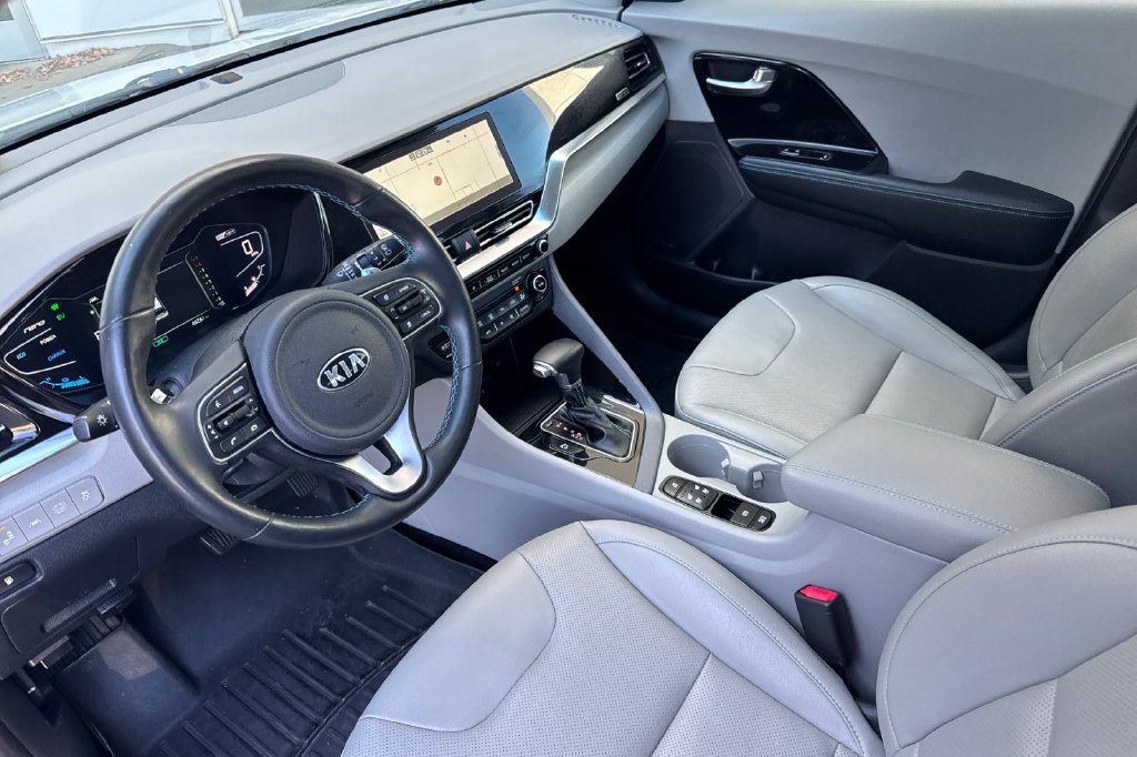 Used 2021 Kia Niro EX Premium FWD image 12