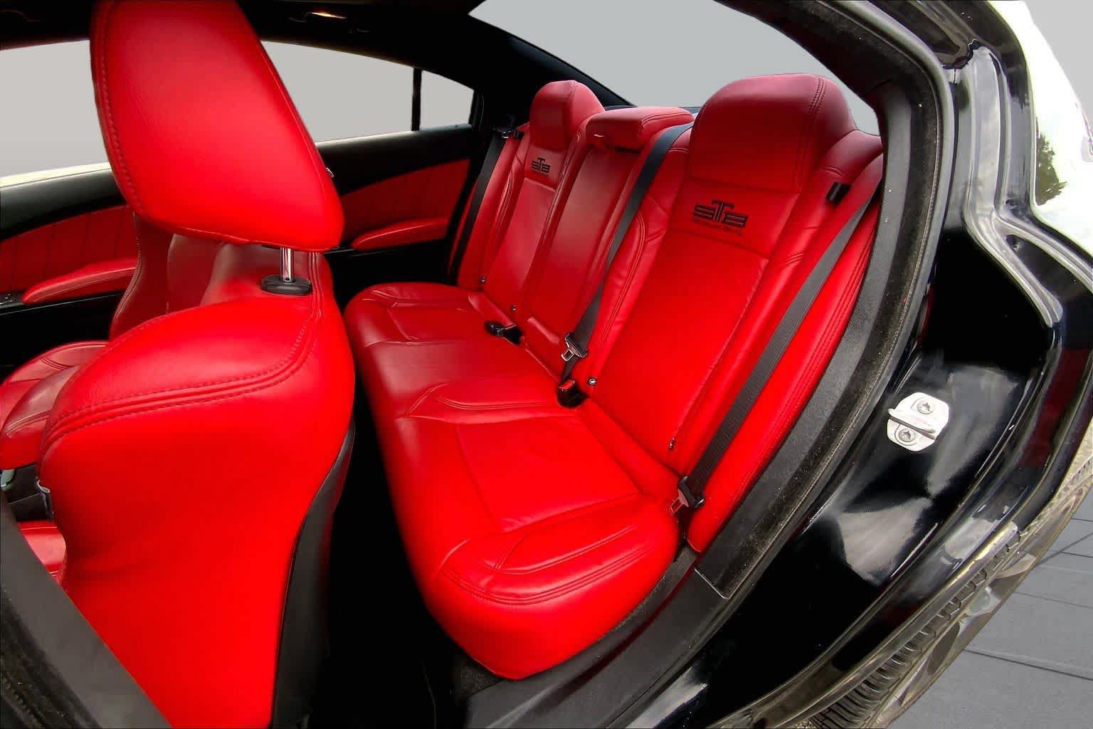 Used 2022 Dodge Charger R/T w/ Blacktop Package RWD image 21
