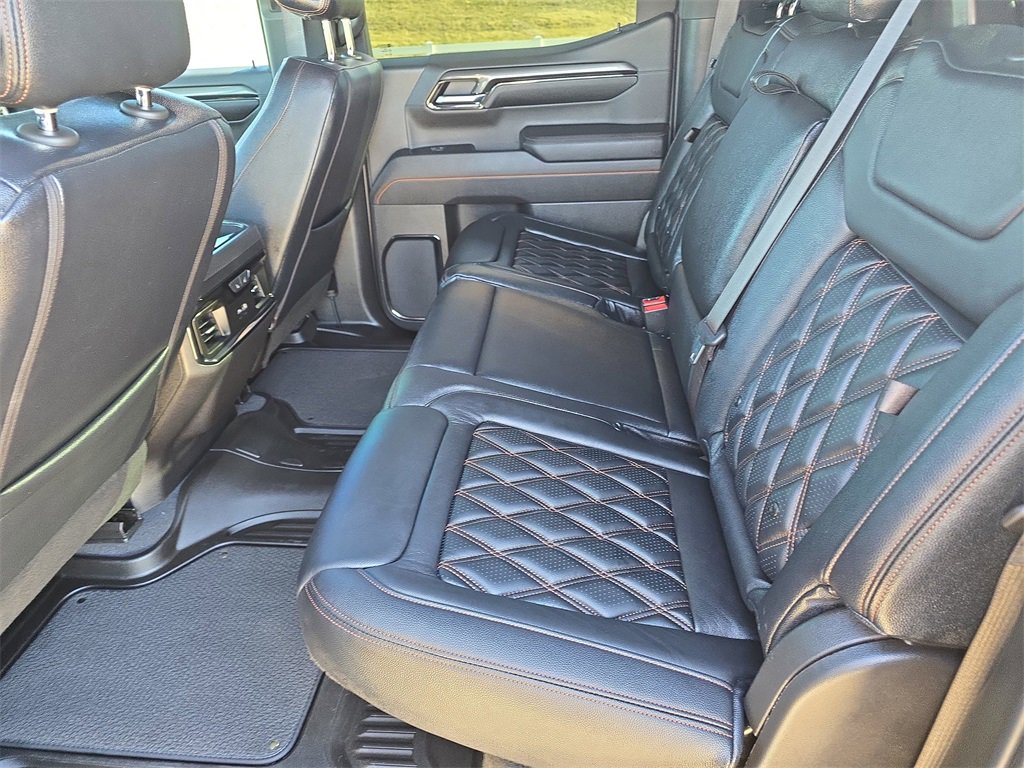 Used 2023 GMC Sierra 1500 AT4 w/ AT4 Premium Package image 15