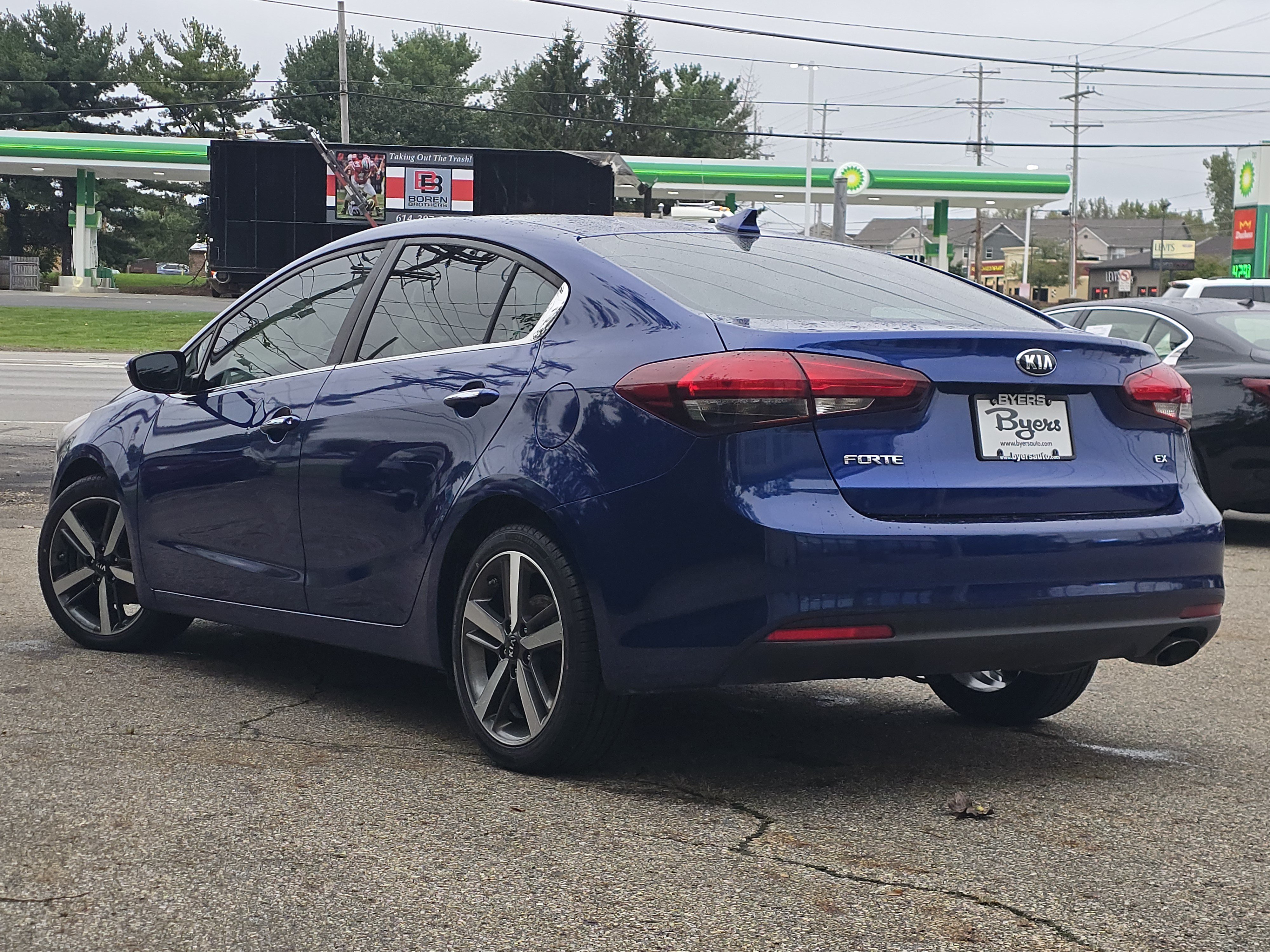 Used 2017 Kia Forte EX FWD image 5