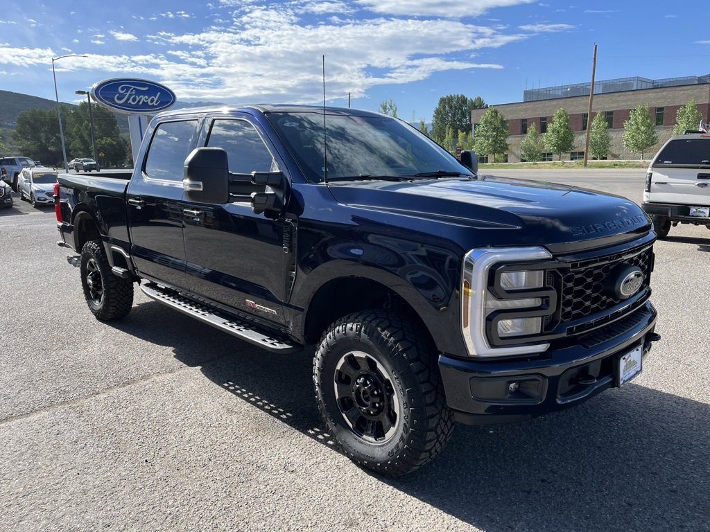 New 2025 Ford F250 XLT w/ Black Appearance Package image 8