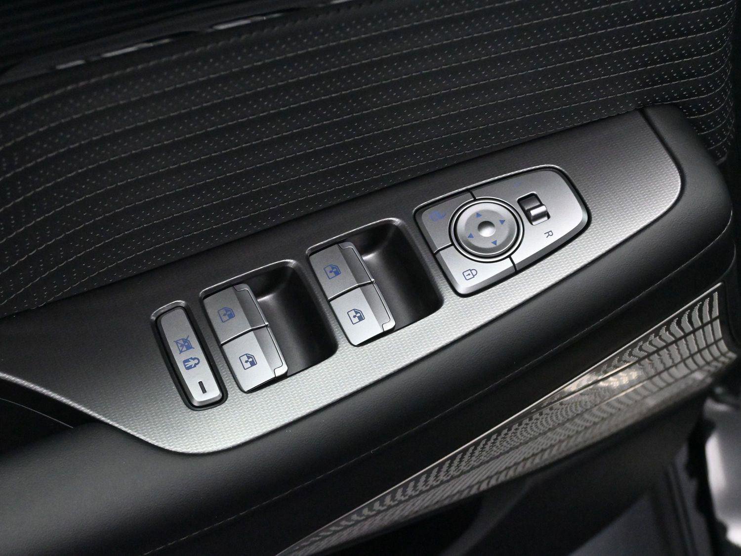 Used 2025 Hyundai Palisade Calligraphy image 11