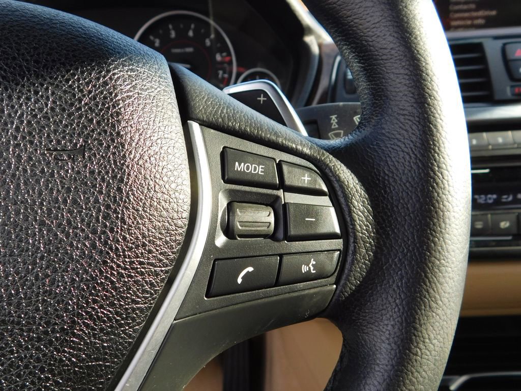 Used 2016 BMW 428i xDrive Convertible image 19