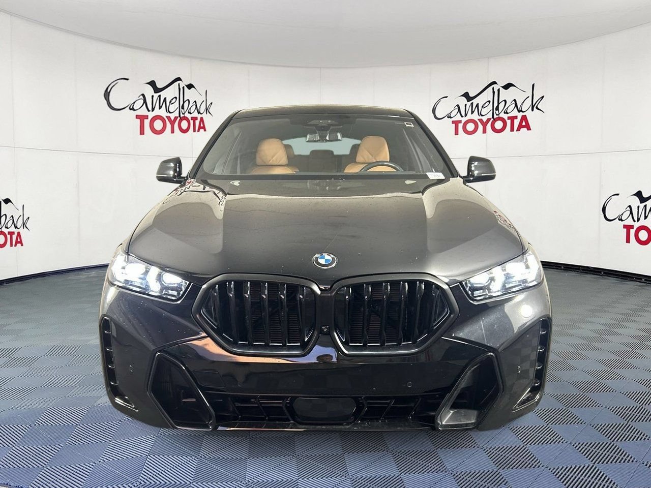 Used 2026 BMW X6 xDrive40i AWD/4WD image 3