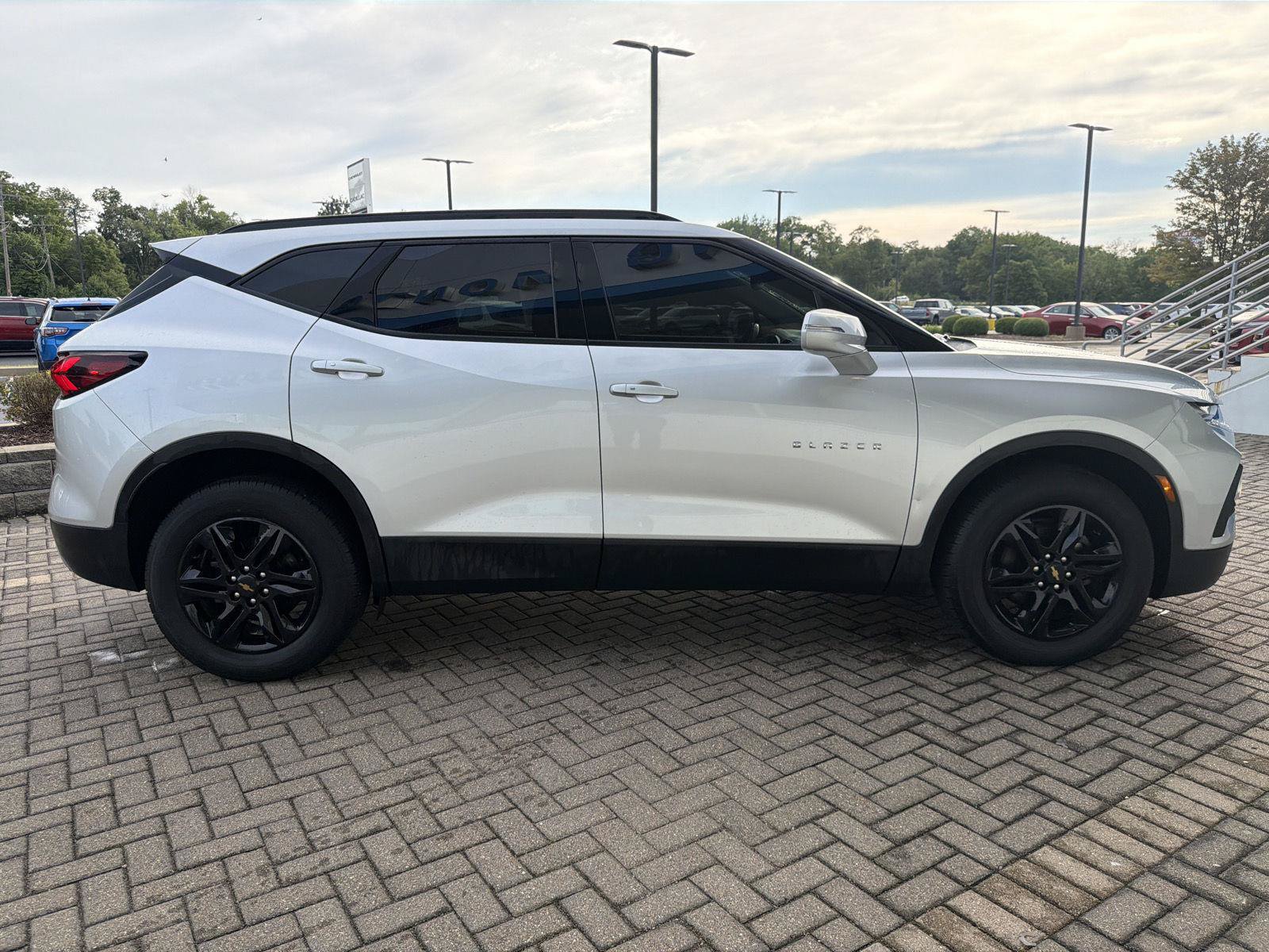Used 2020 Chevrolet Blazer LT FWD image 6