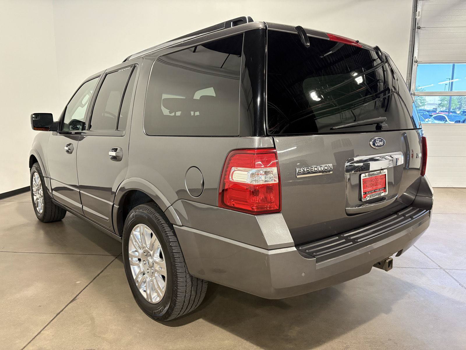 Used 2012 Ford Expedition Limited AWD/4WD image 5