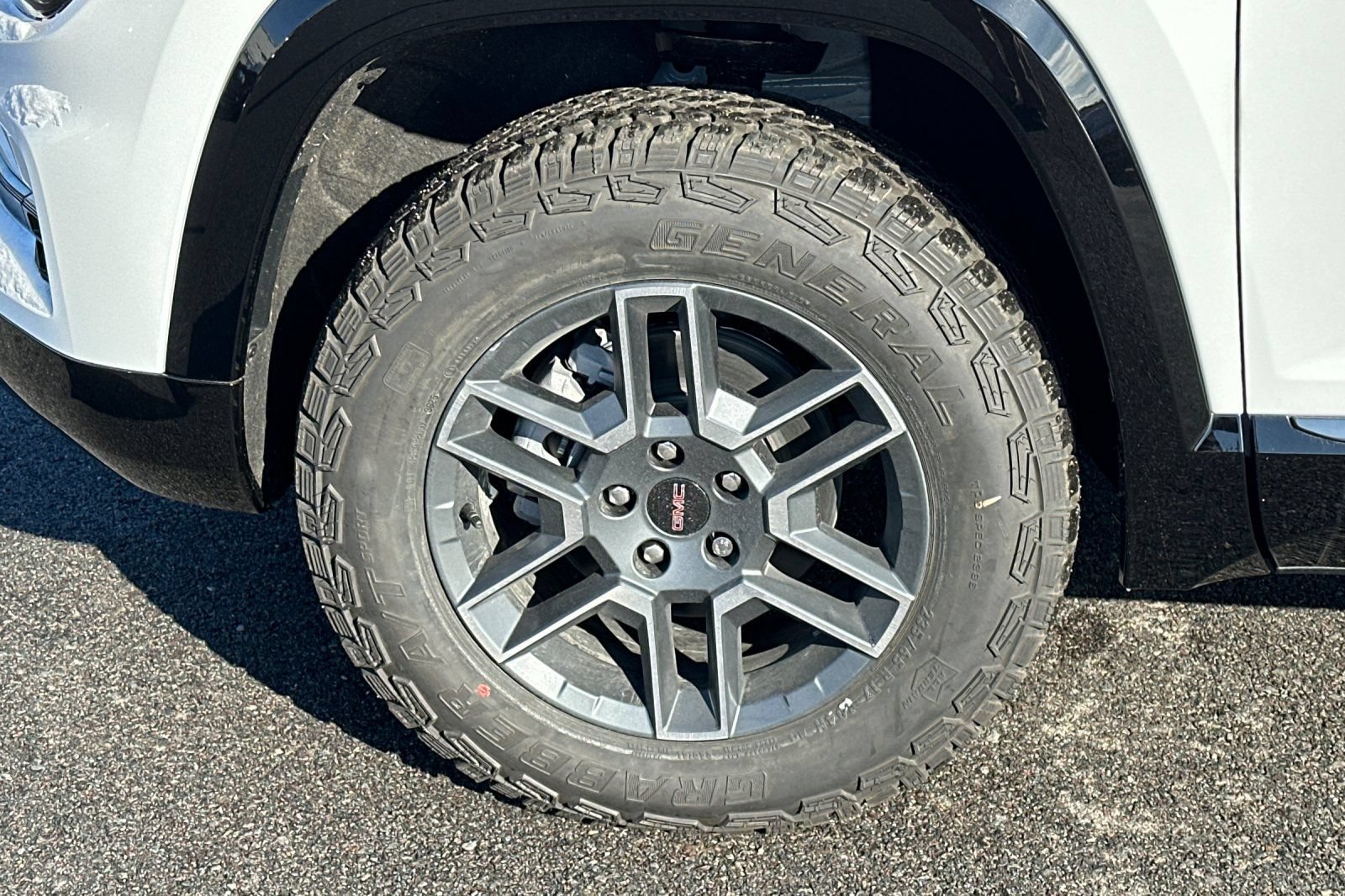 New 2026 GMC Terrain AT4 w/ Convenience Package III AWD/4WD image 31