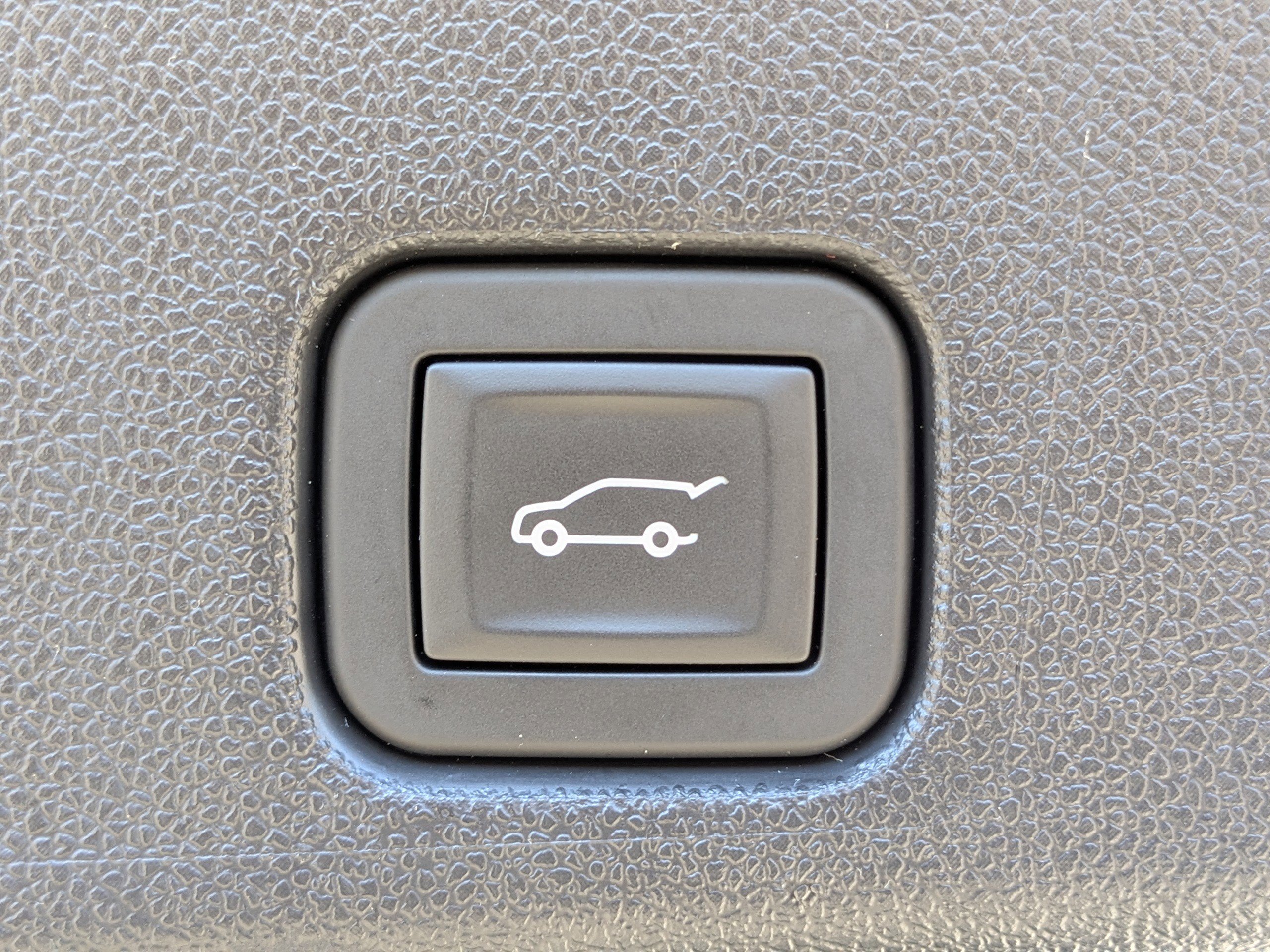 Used 2024 GMC Acadia Elevation image 13