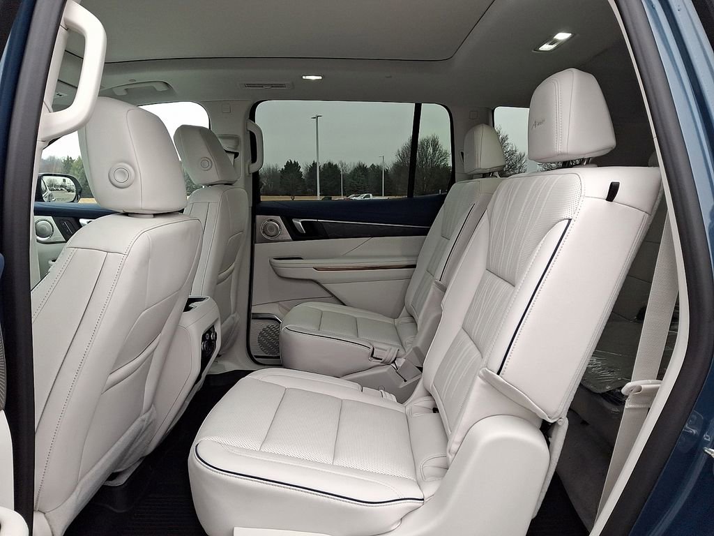 New 2026 Buick Enclave Avenir w/ Super Cruise Package image 6