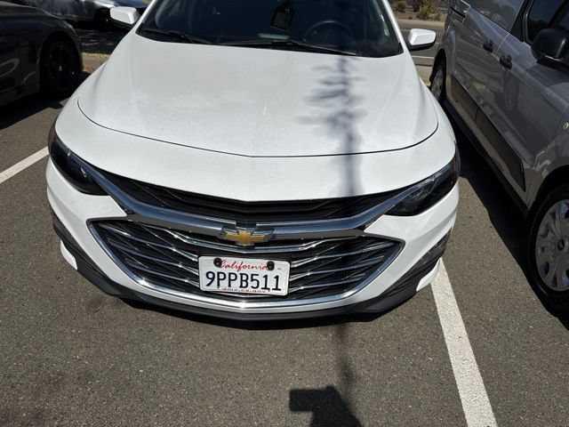 Used 2025 Chevrolet Malibu LT FWD image 1