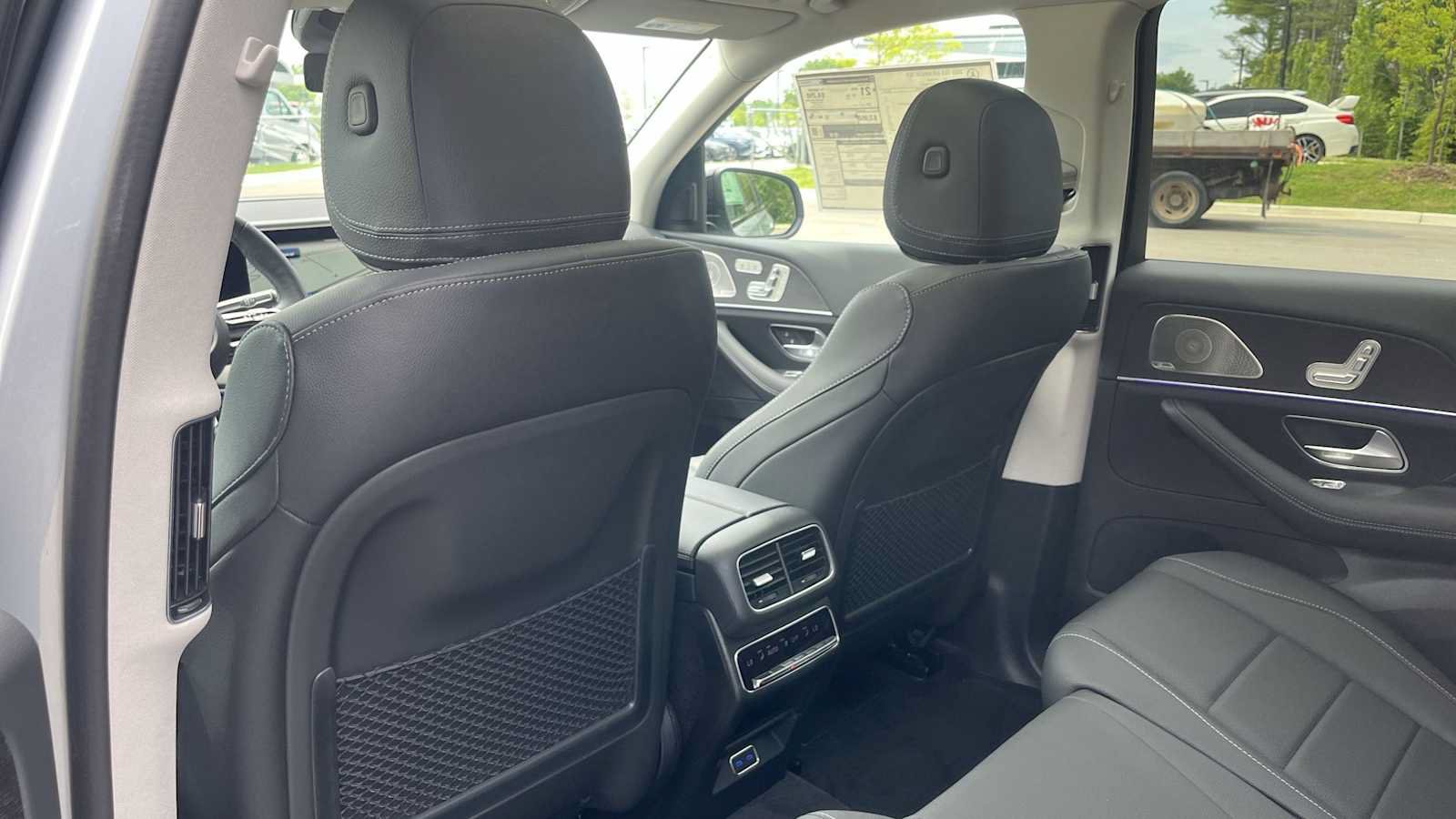New 2026 Mercedes-Benz GLS 450 4MATIC image 30