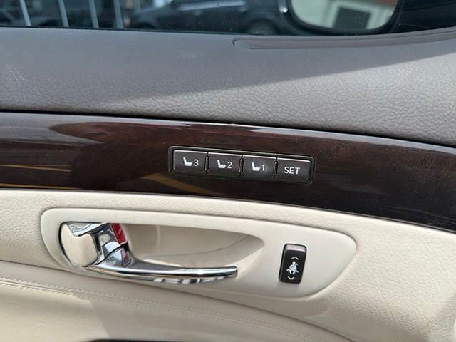 Used 2008 Lexus LS 460 RWD image 10