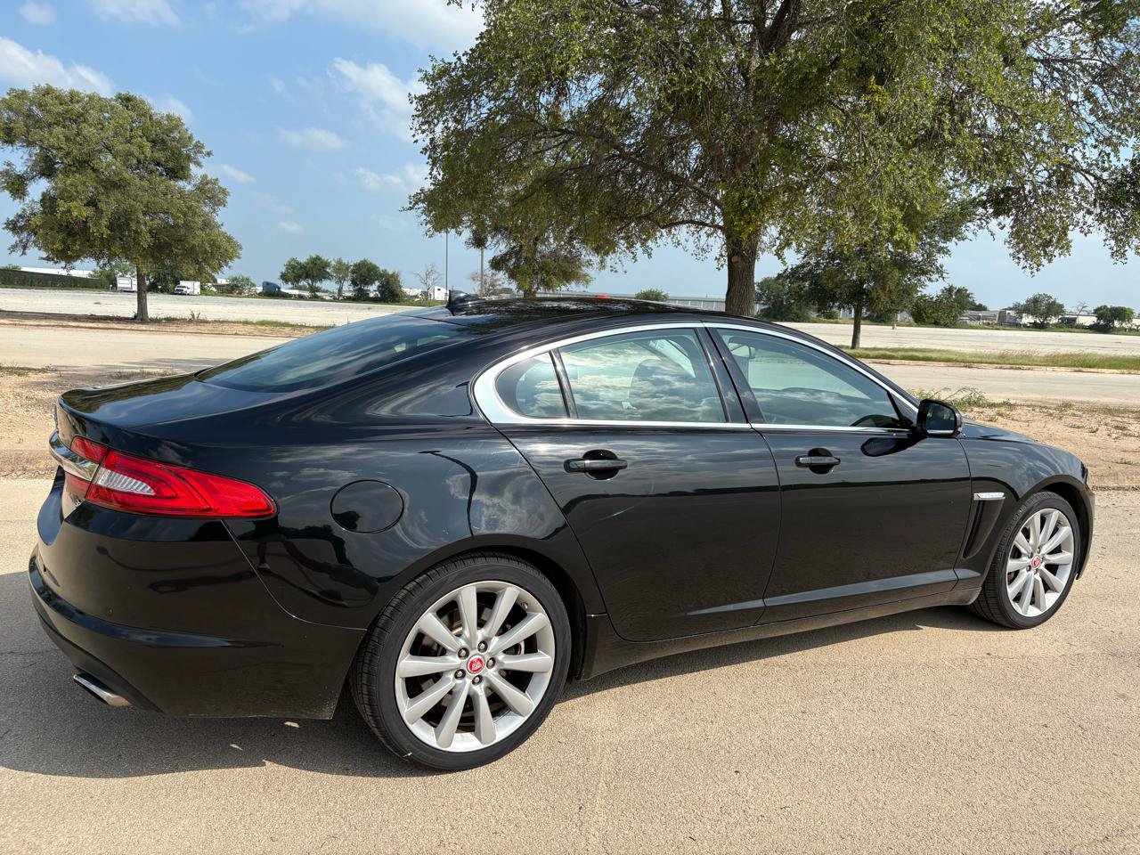 Used 2014 Jaguar XF 3.0 AWD/4WD image 58