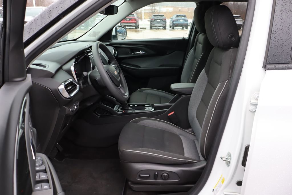 Used 2023 Chevrolet TrailBlazer LT image 8