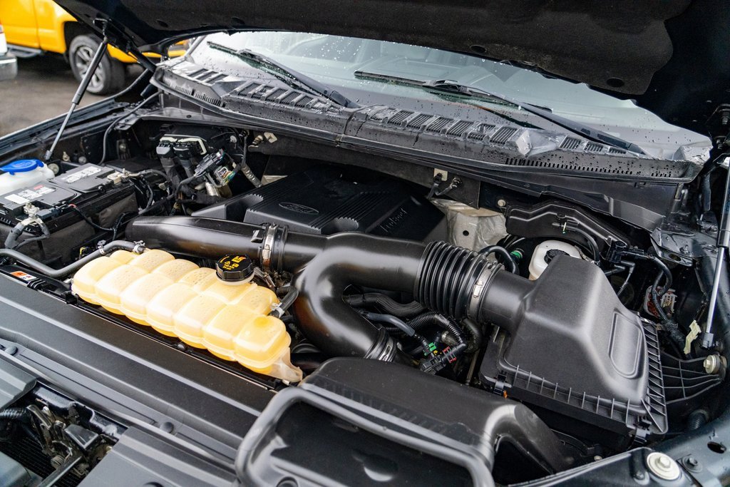 Used 2018 Ford F150 Lariat w/ Equipment Group 502A Luxury AWD/4WD image 26