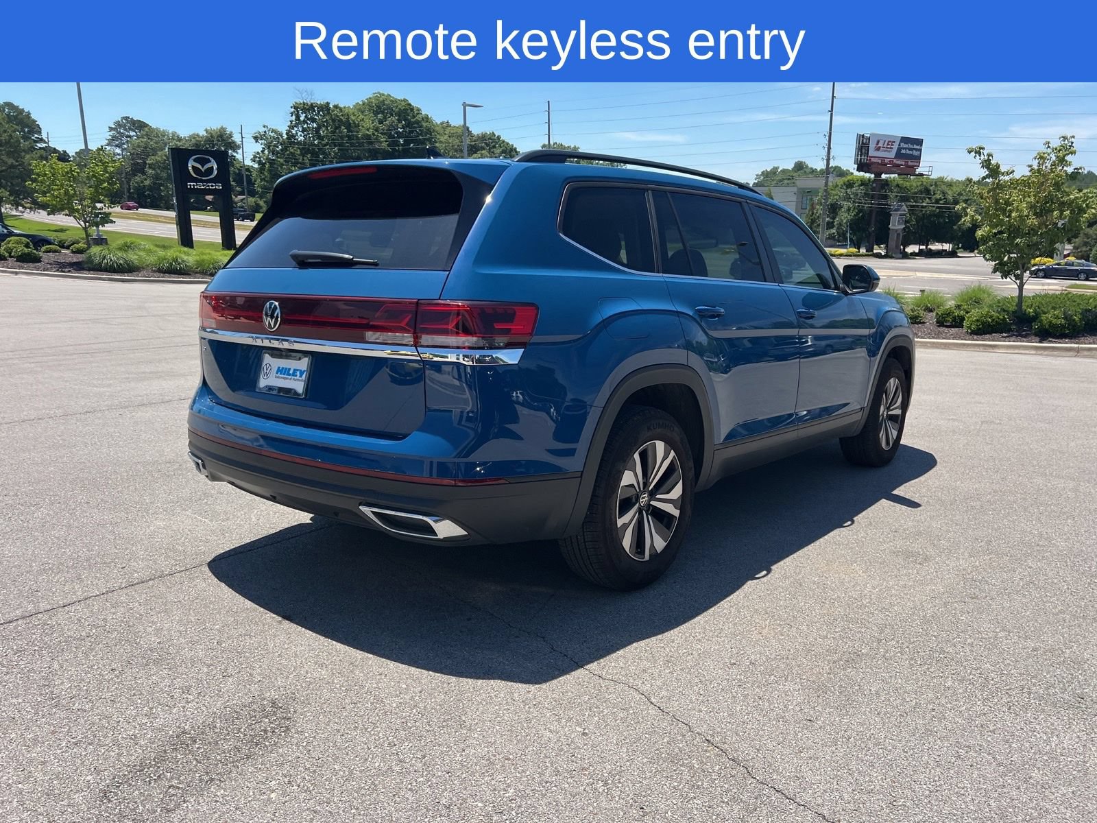 Certified 2026 Volkswagen Atlas SE FWD image 8