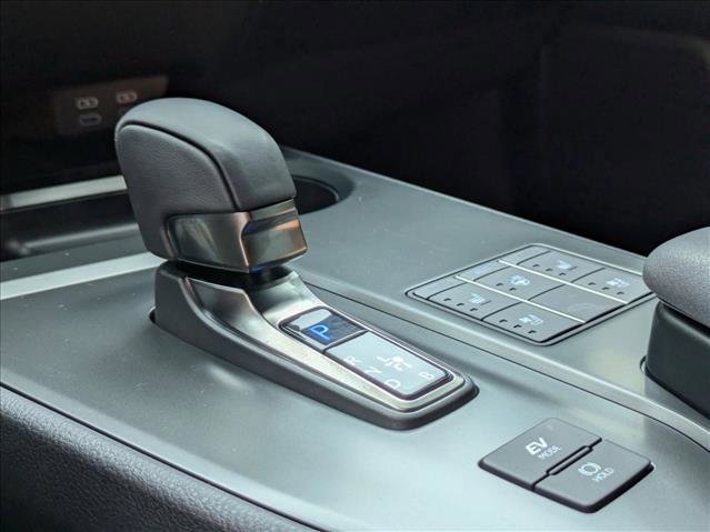 Certified 2026 Lexus UX 300h FWD image 15