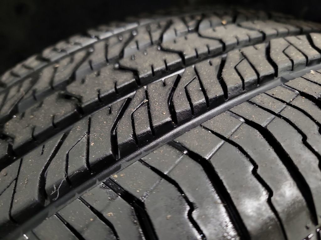 Used 2020 Kia Sorento L image 12