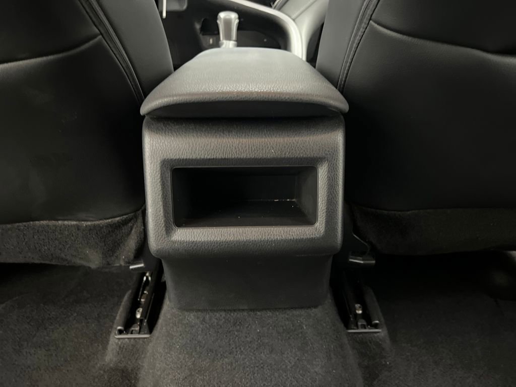 Used 2024 Toyota Camry SE image 19