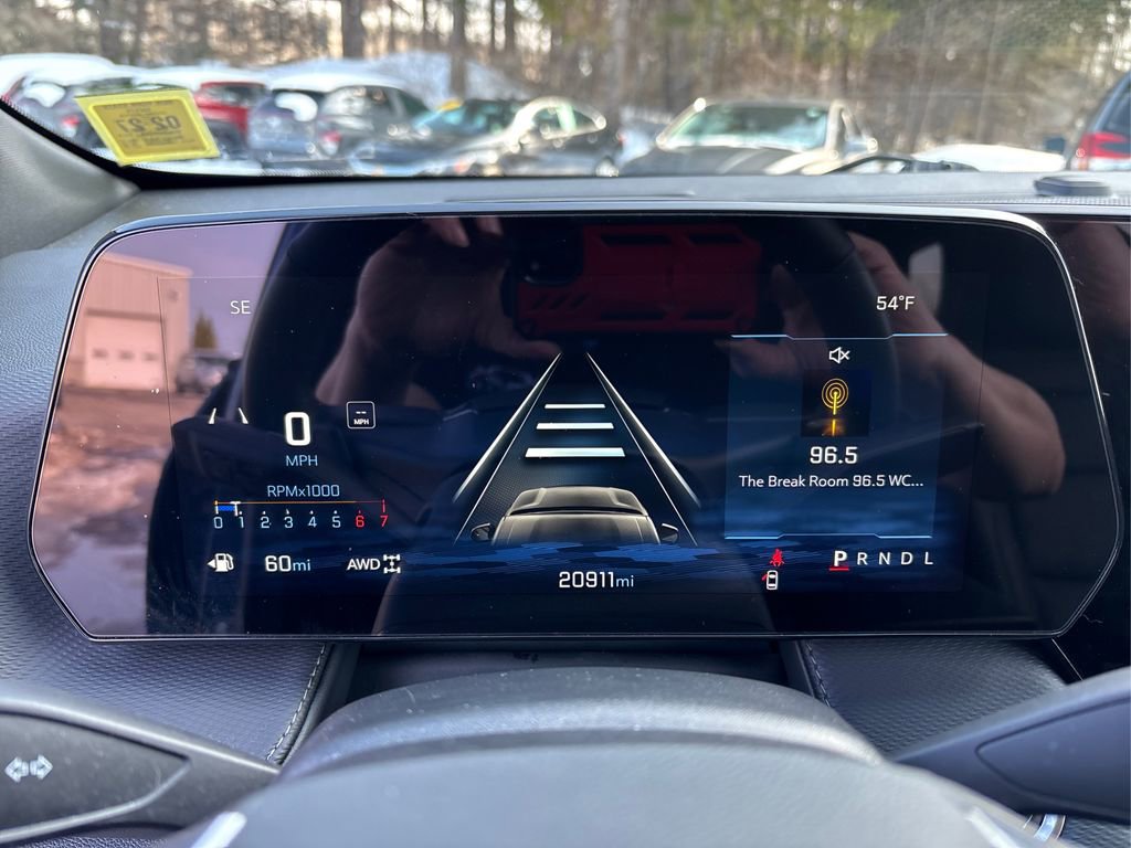 Used 2025 Chevrolet Equinox LT w/ Convenience Package II image 24