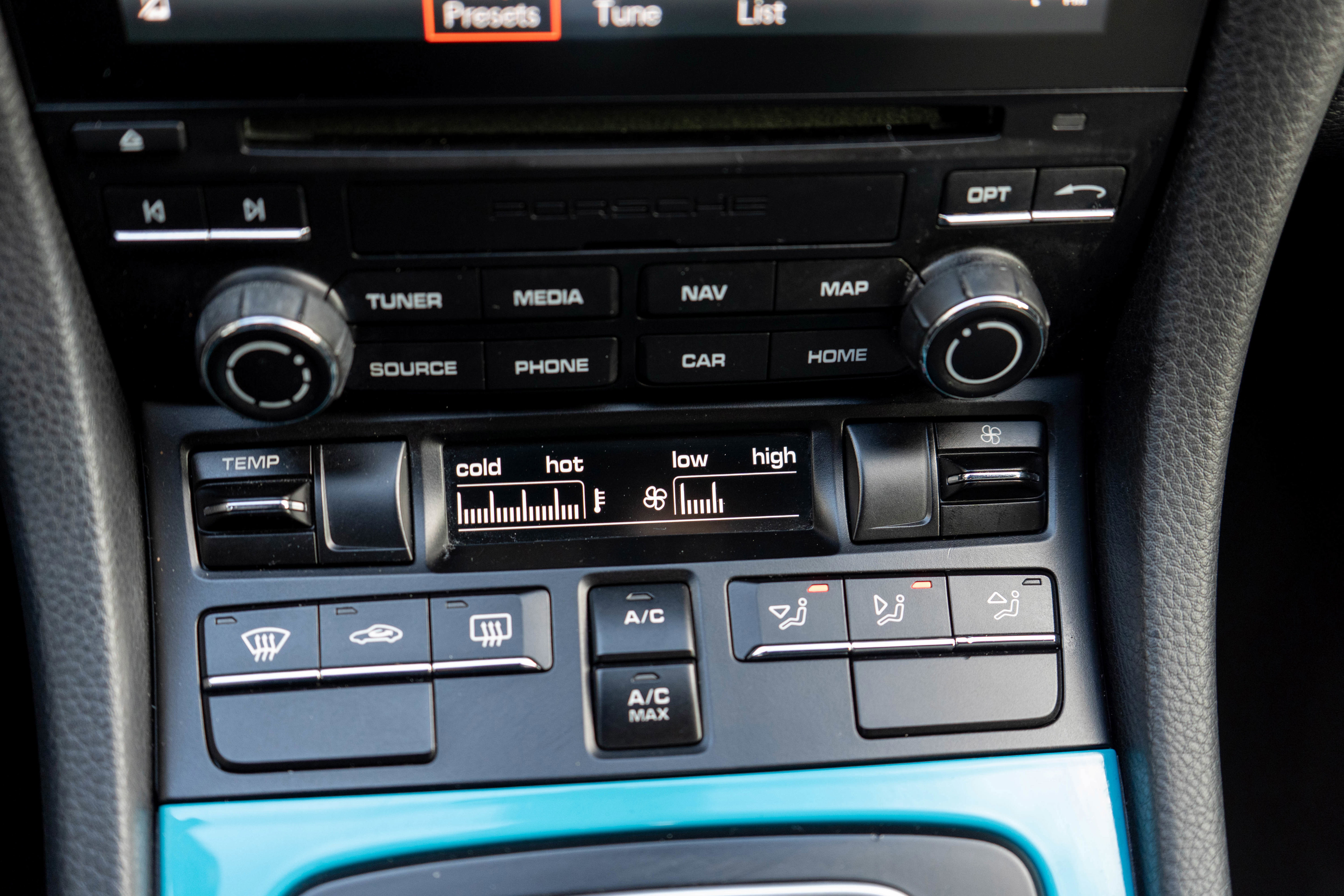 Used 2020 Porsche 718 Cayman image 17