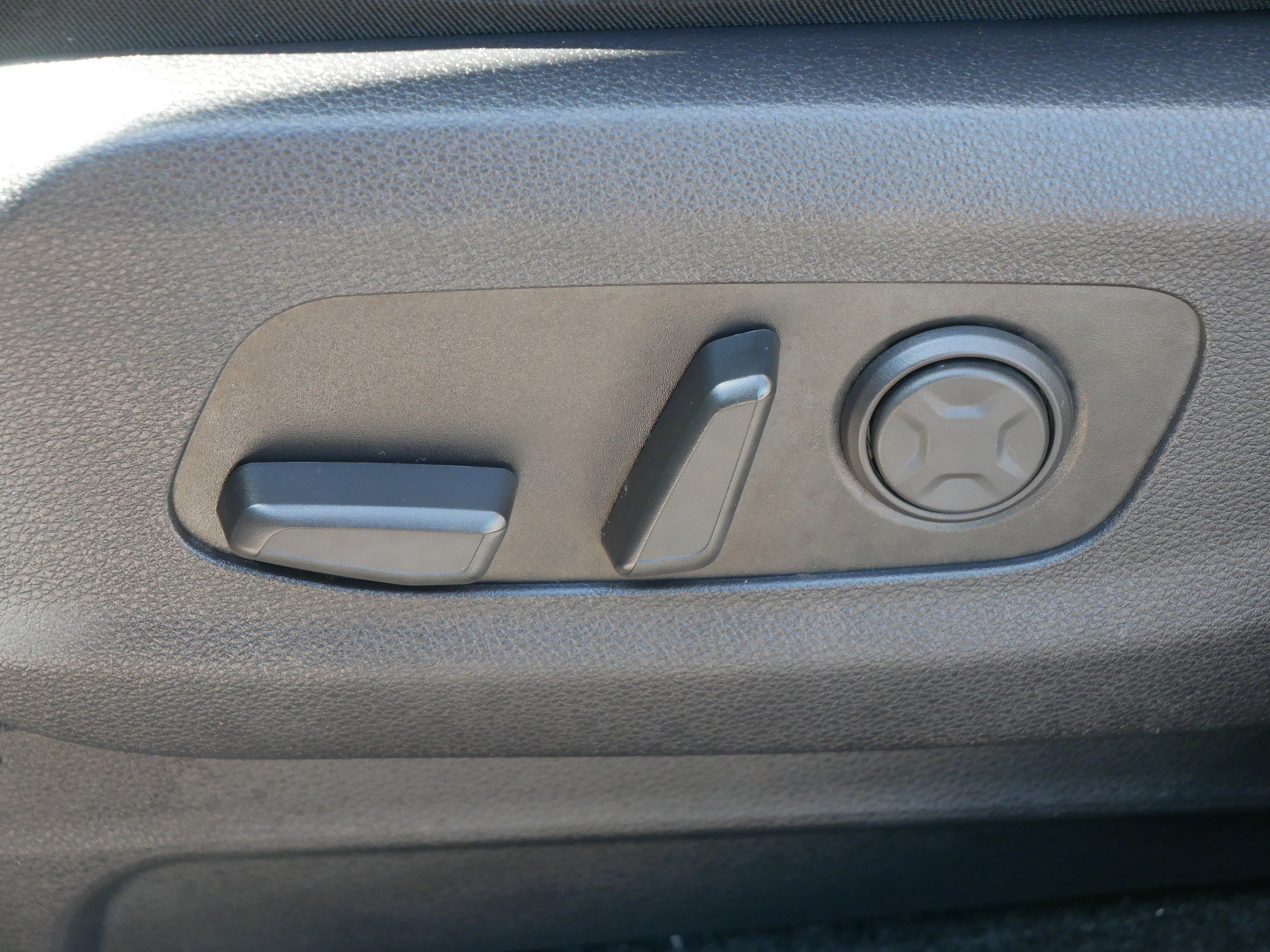 Used 2024 Kia Carnival SX Prestige FWD image 20