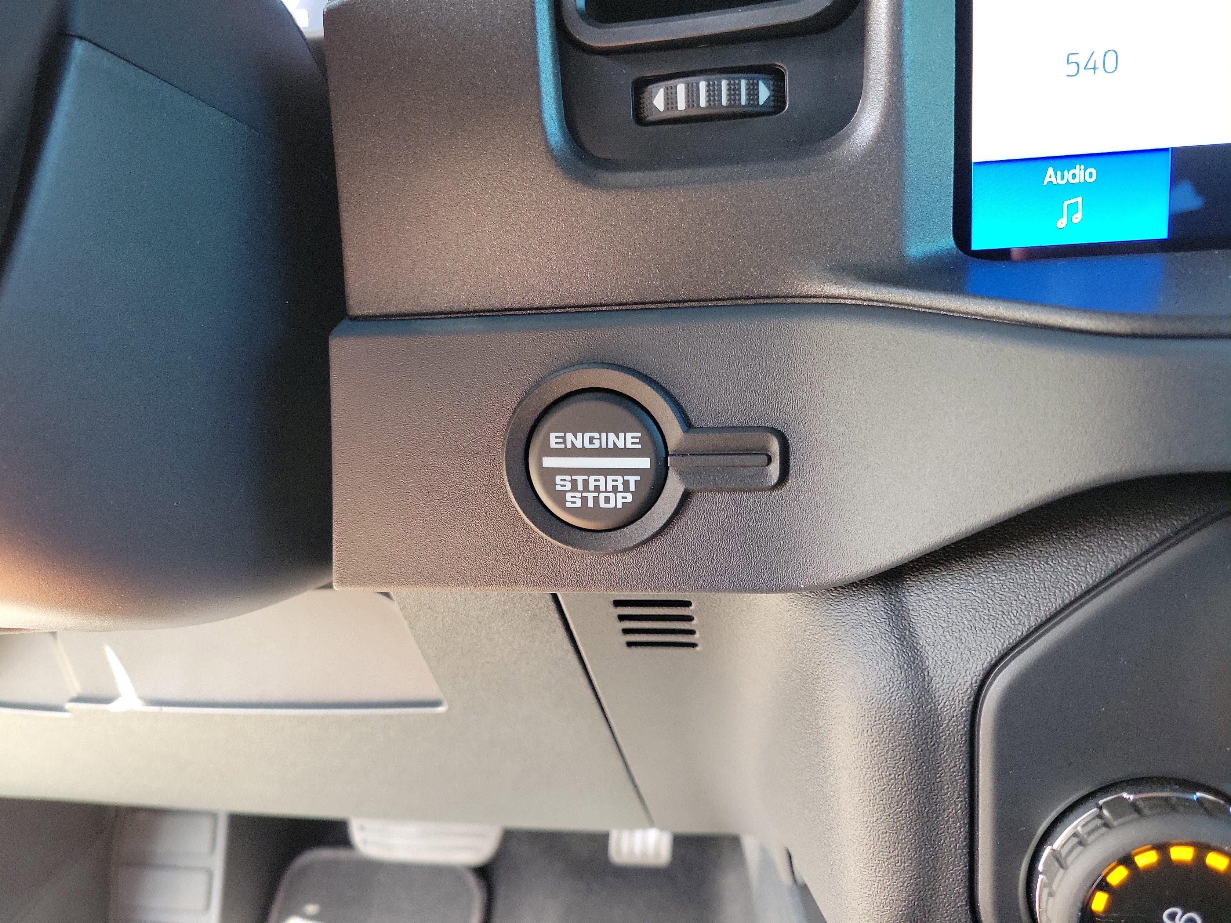 New 2025 Ford Bronco 4-Door w/ Sasquatch Package image 17