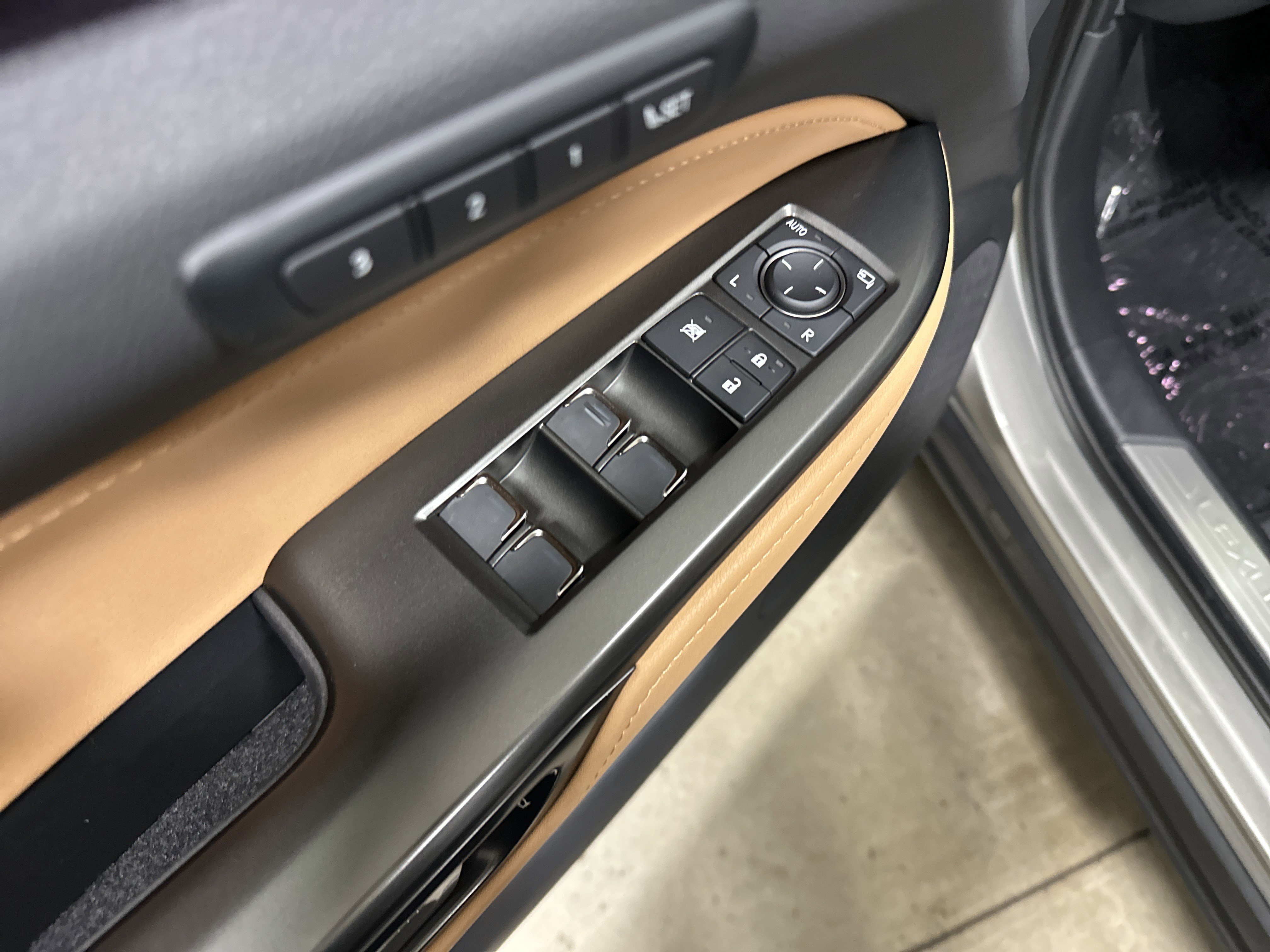 Used 2025 Lexus NX 350 AWD w/ Cold Area Package image 15