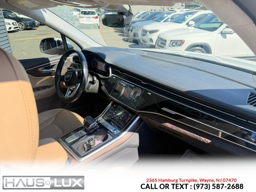 Used 2021 Audi Q7 3.0T Prestige AWD/4WD image 5