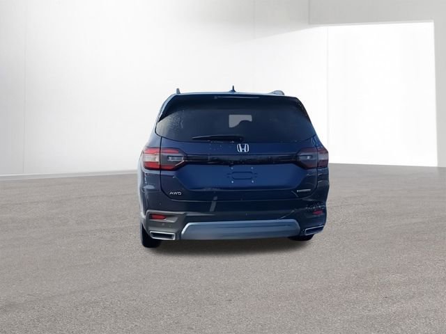 New 2025 Honda Pilot Touring image 8