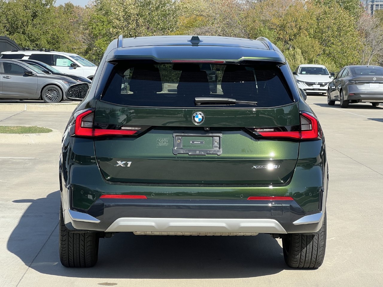 Used 2024 BMW X1 xDrive28i w/ Premium Package AWD/4WD image 4
